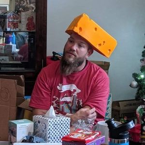 Meet your Posher, Dominique